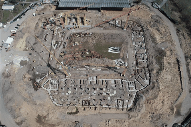Stavba stadionu
