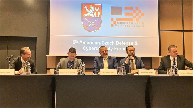 Česko-americké forum obrany a bezpečnosti